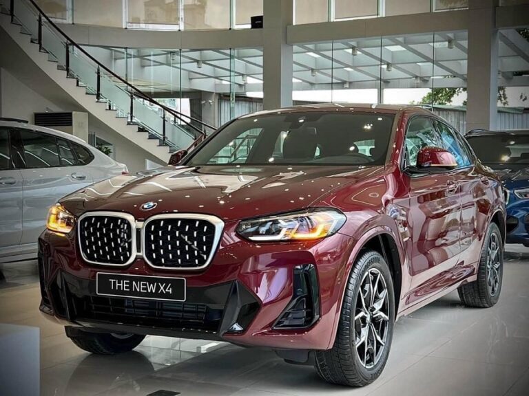 BMW X4 2025: Bảng giá lăn bánh, Thông tin Xe & Ưu đãi tháng 12/2025